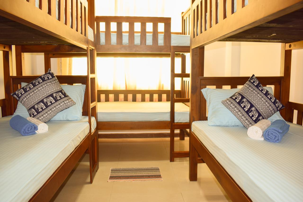 Port View Hostel Colombo Esterno foto